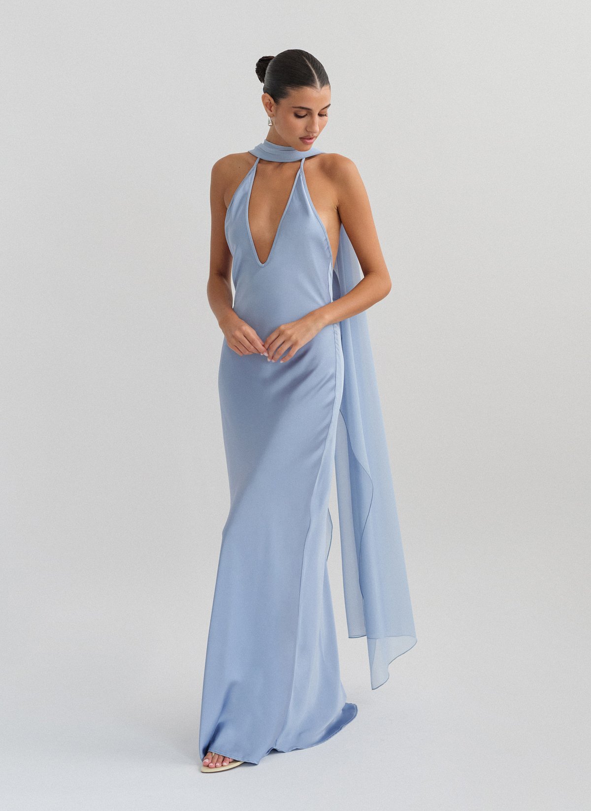 Σατέν halter maxi φόρεμα-36