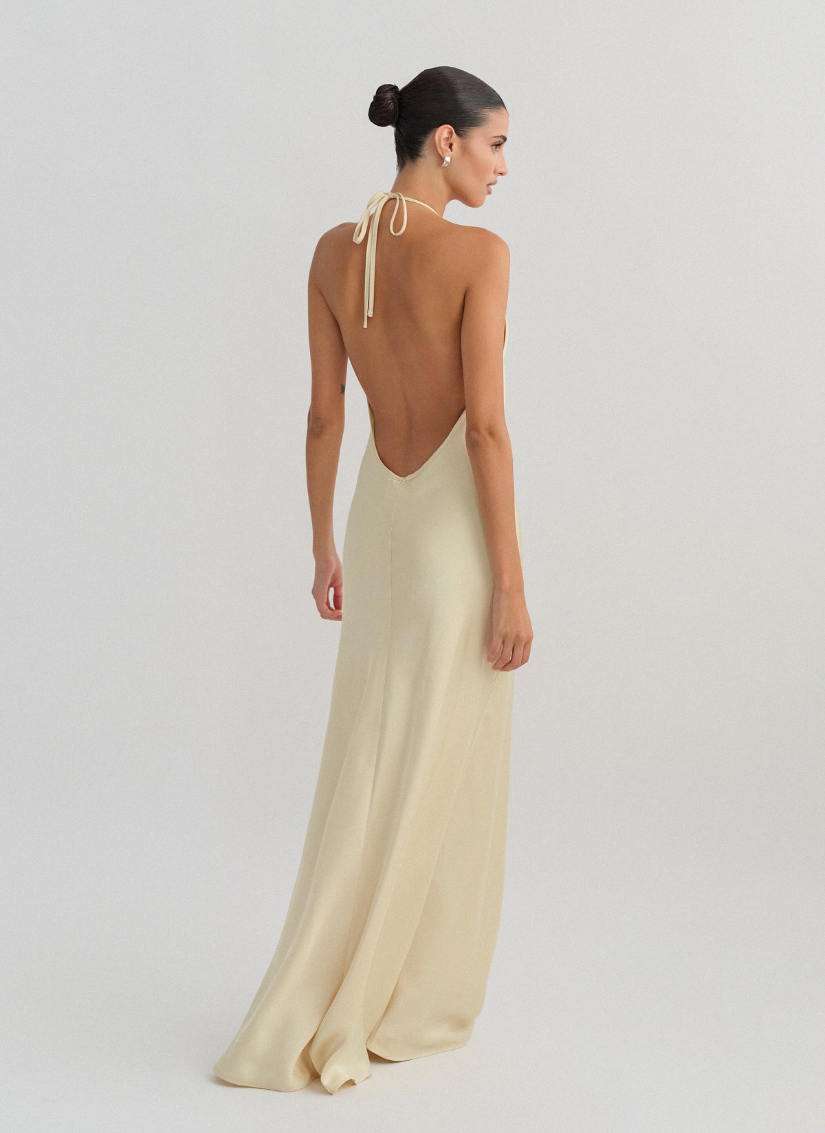 Σατέν halter maxi φόρεμα-8