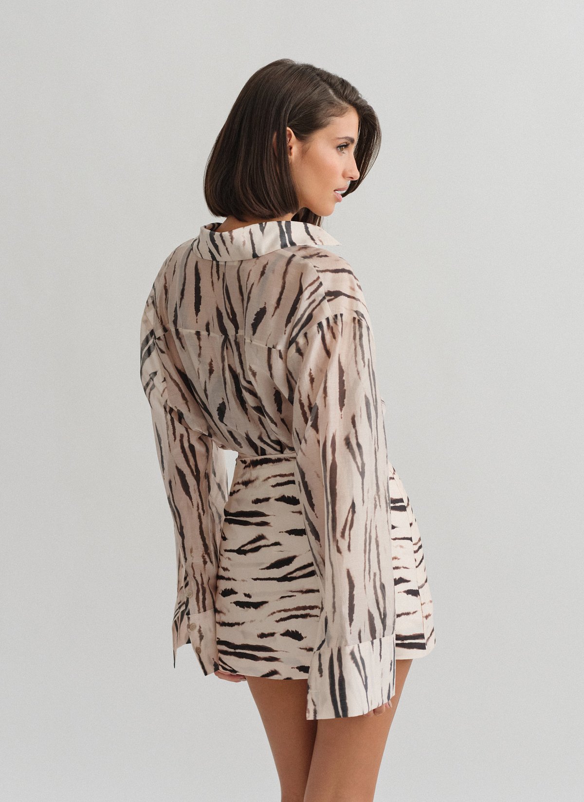 Ημιδιάφανο πουκάμισο σε zebra print-7