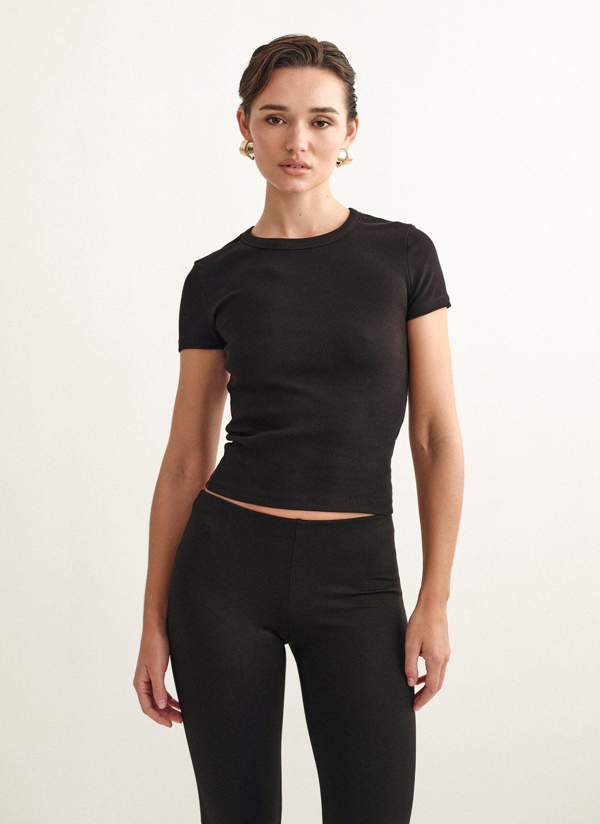 Basic κοντομάνικη μπλούζα ριπ-13