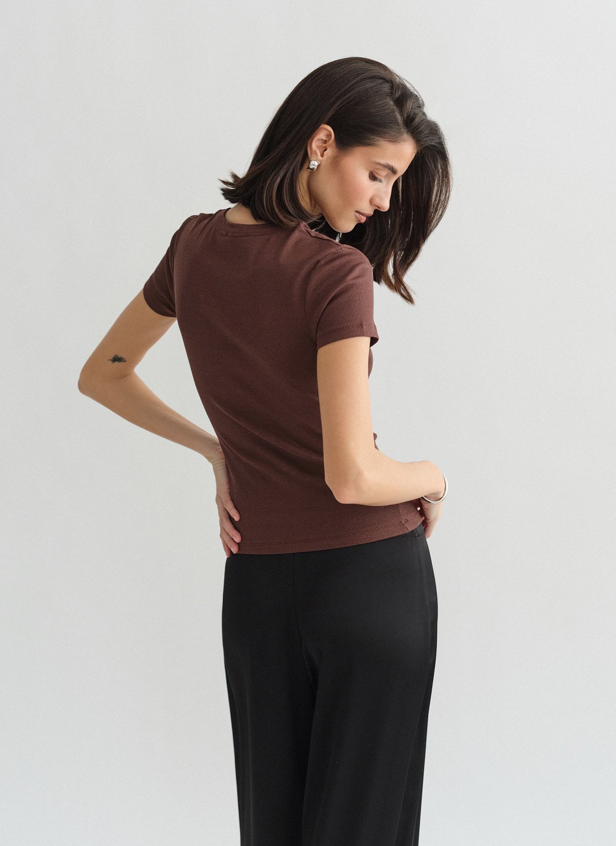 Basic κοντομάνικη μπλούζα ριπ-4