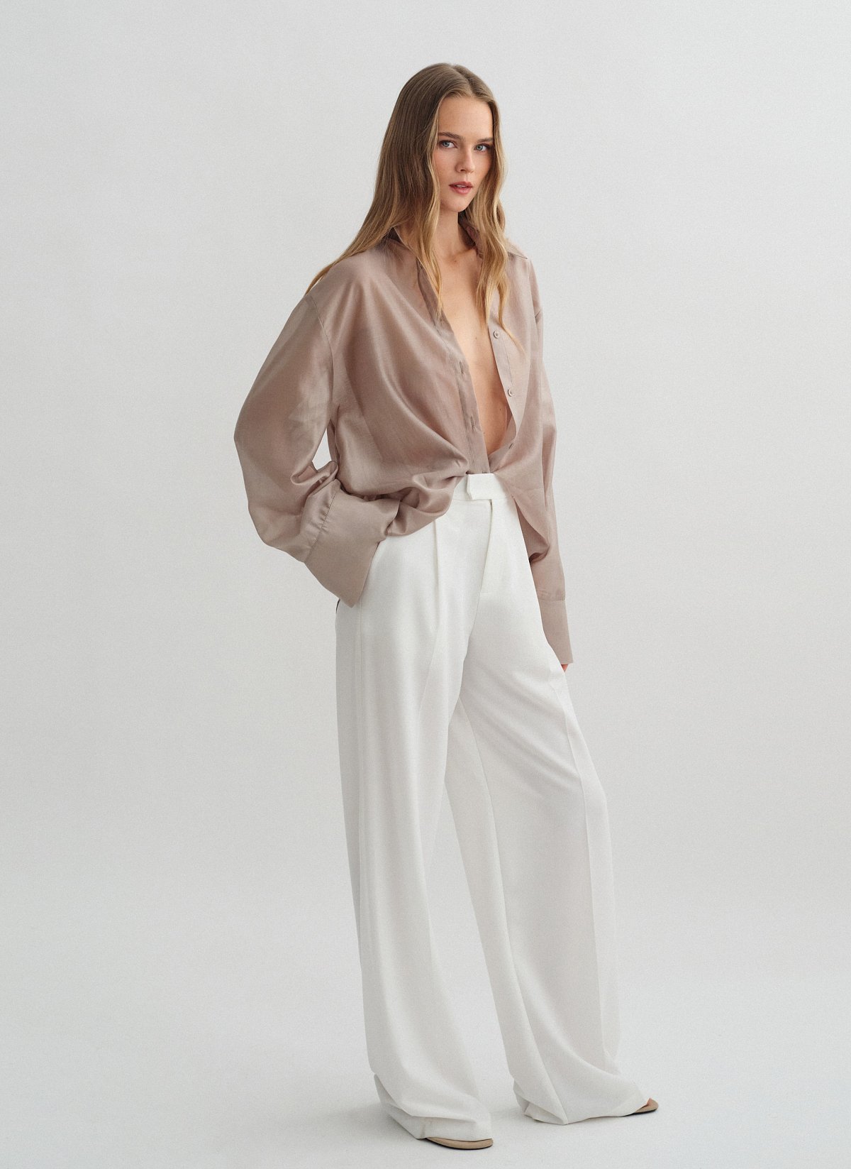 Υφασμάτινο παντελόνι με τσάκιση-12