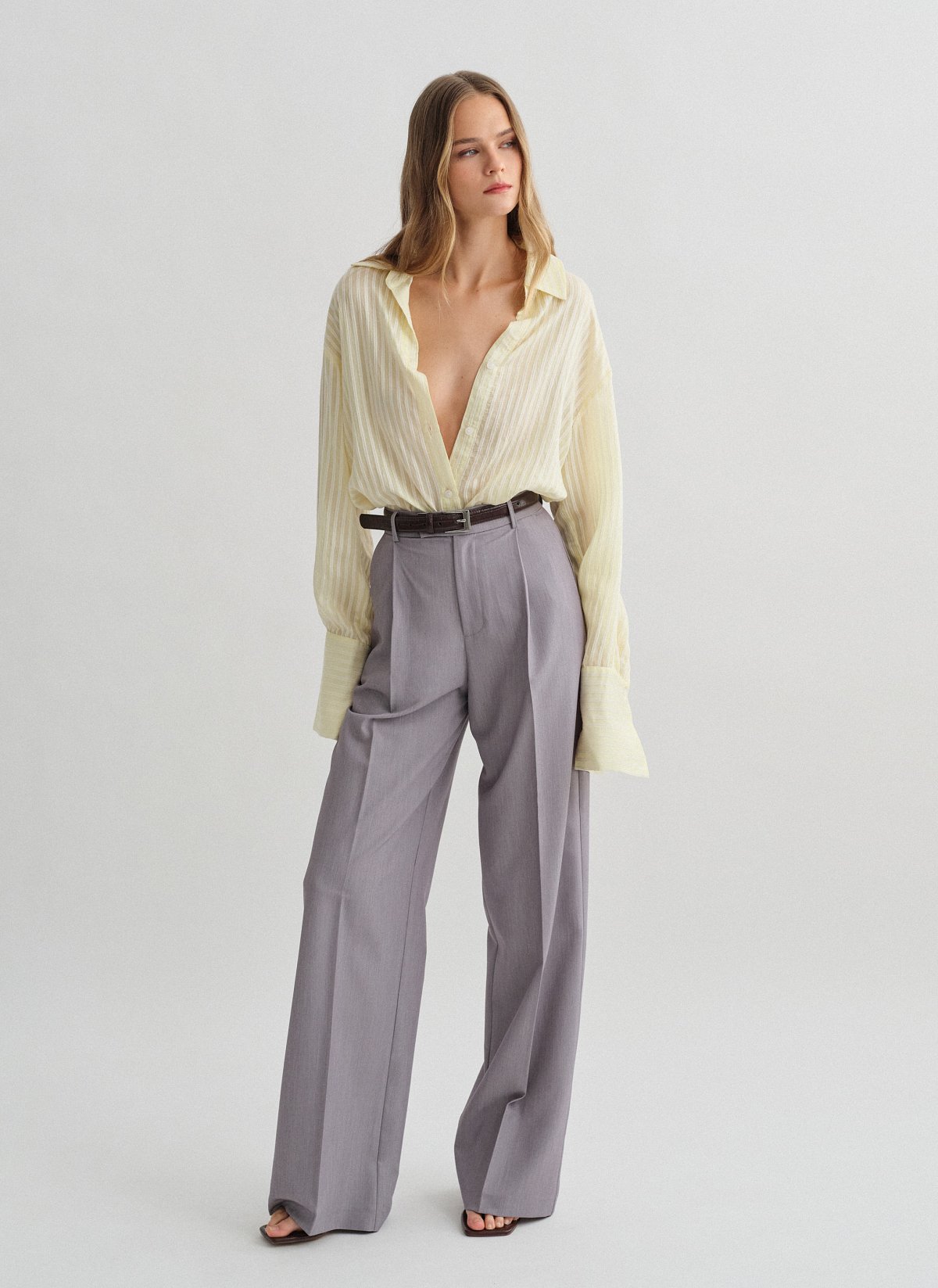 Υφασμάτινο παντελόνι με τσάκιση-19