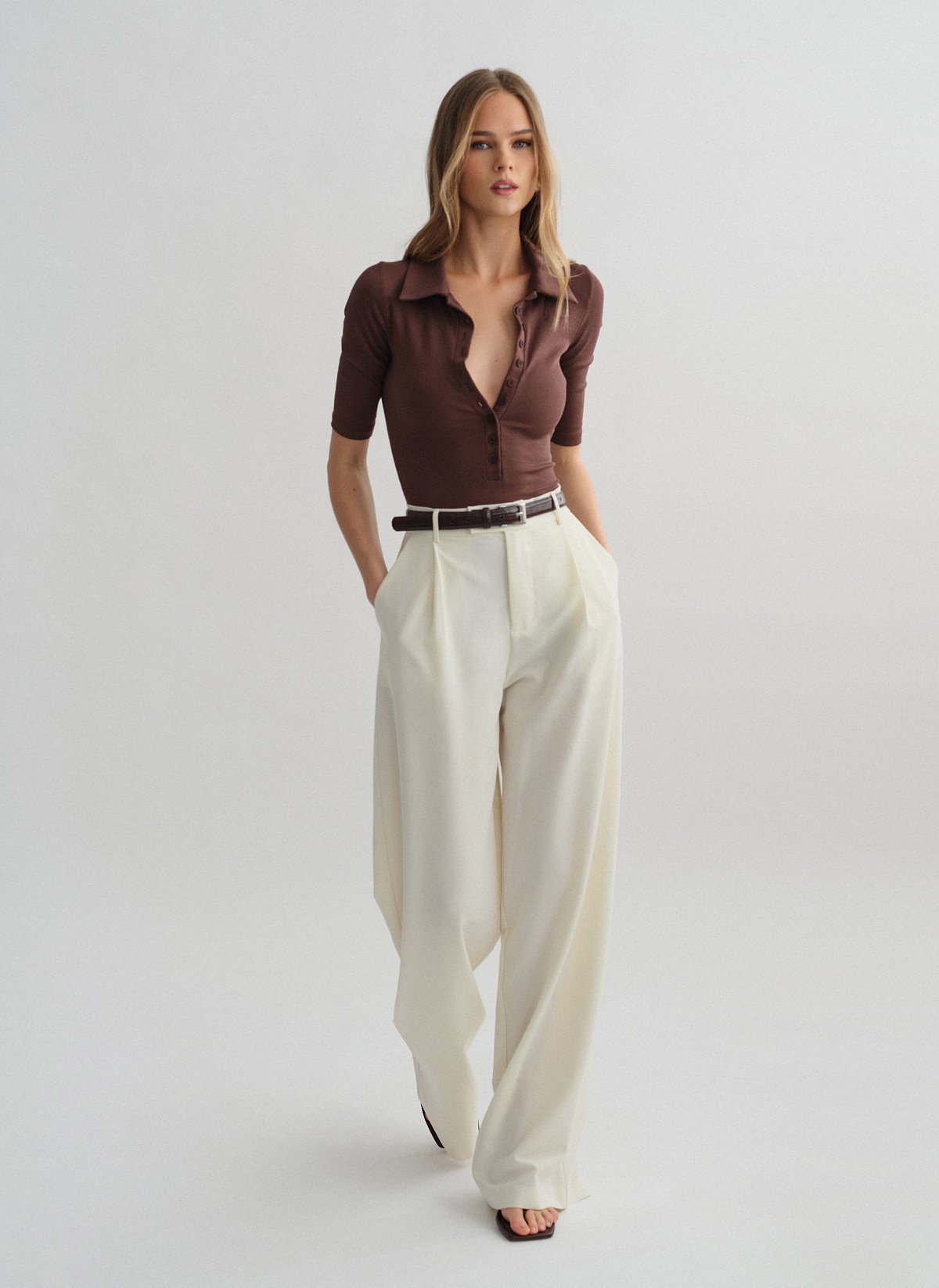 Υφασμάτινο παντελόνι με τσάκιση-29