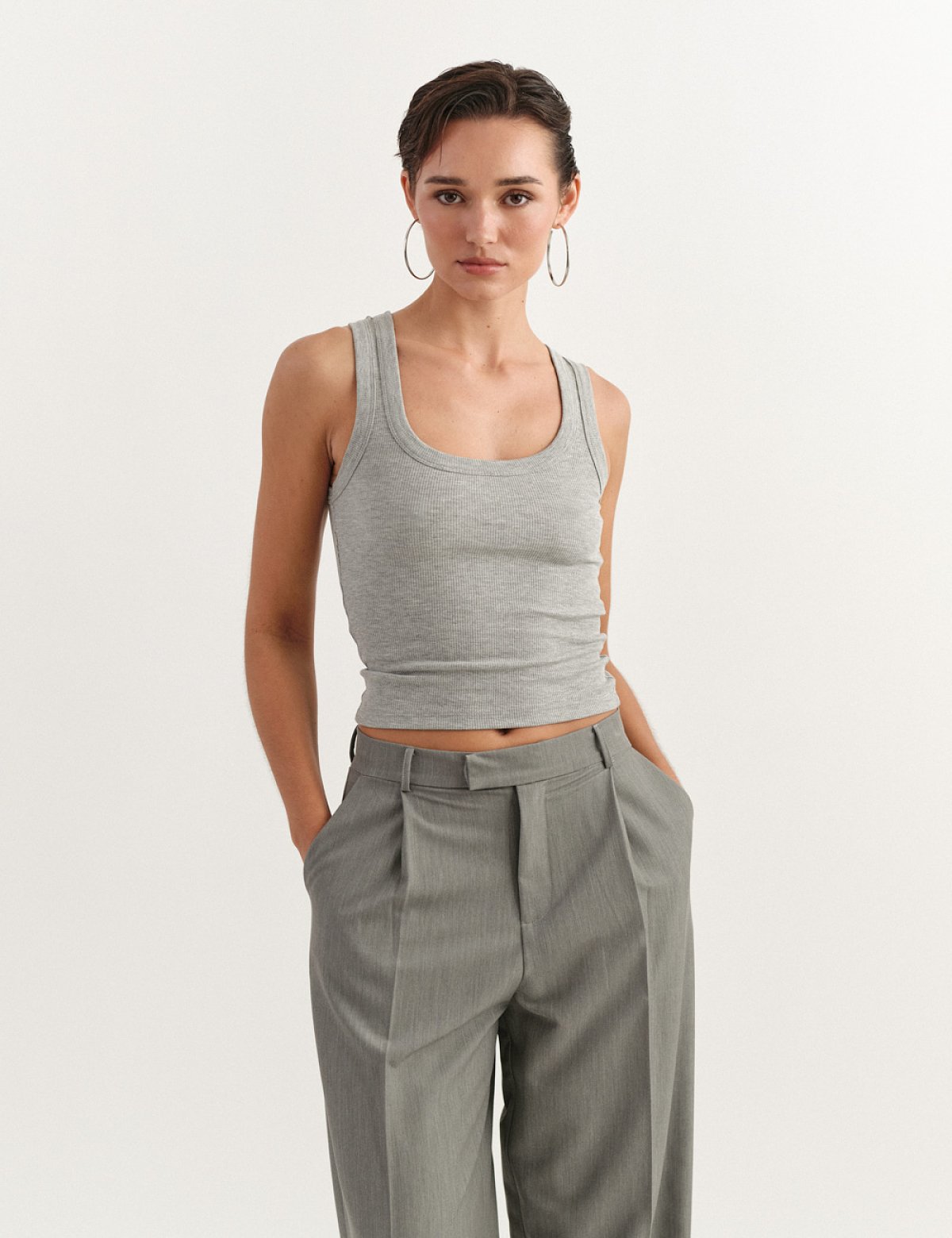 Basic αμάνικη μπλούζα ριπ-14