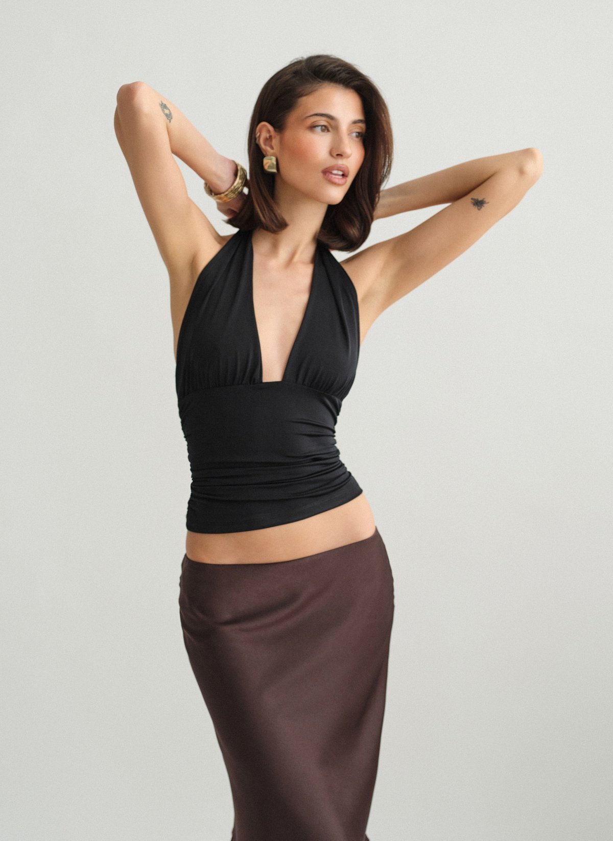 Μπλούζα halter με σούρες-3