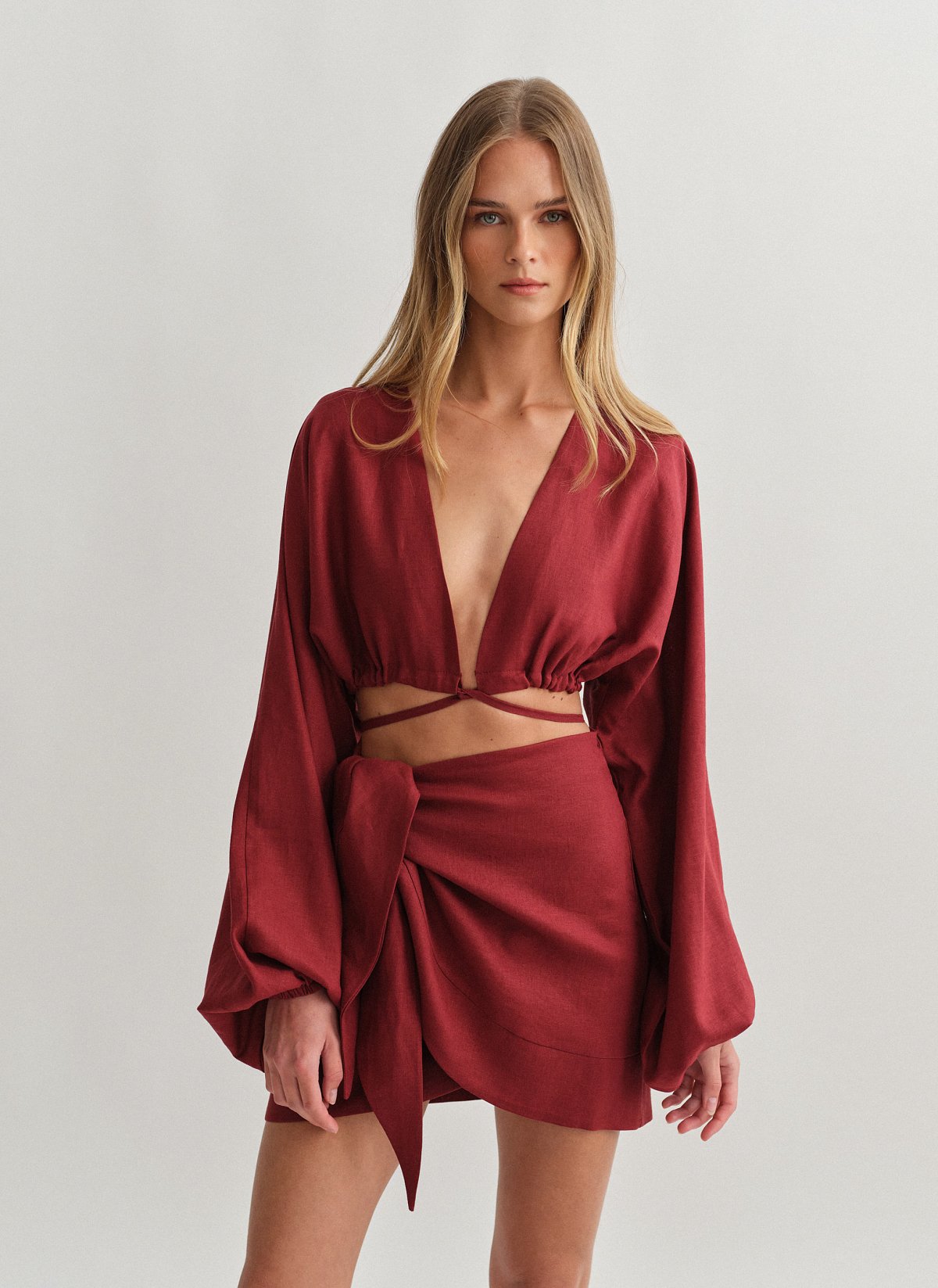 Linen longsleeve top with fastening-4