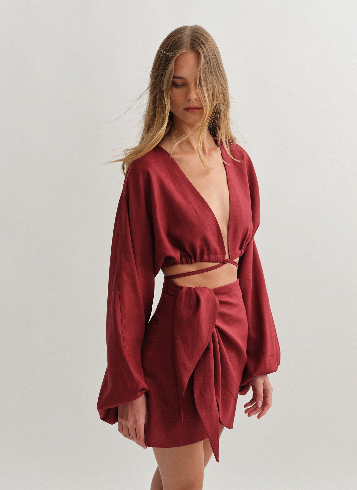 Linen longsleeve top with fastening-6