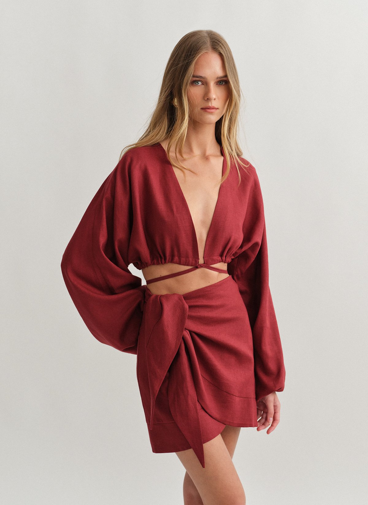 Linen longsleeve top with fastening-7