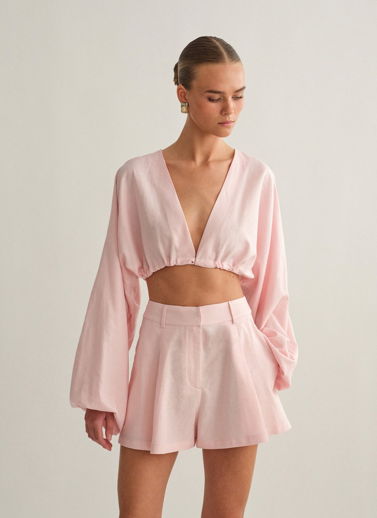 Linen longsleeve top with fastening-19