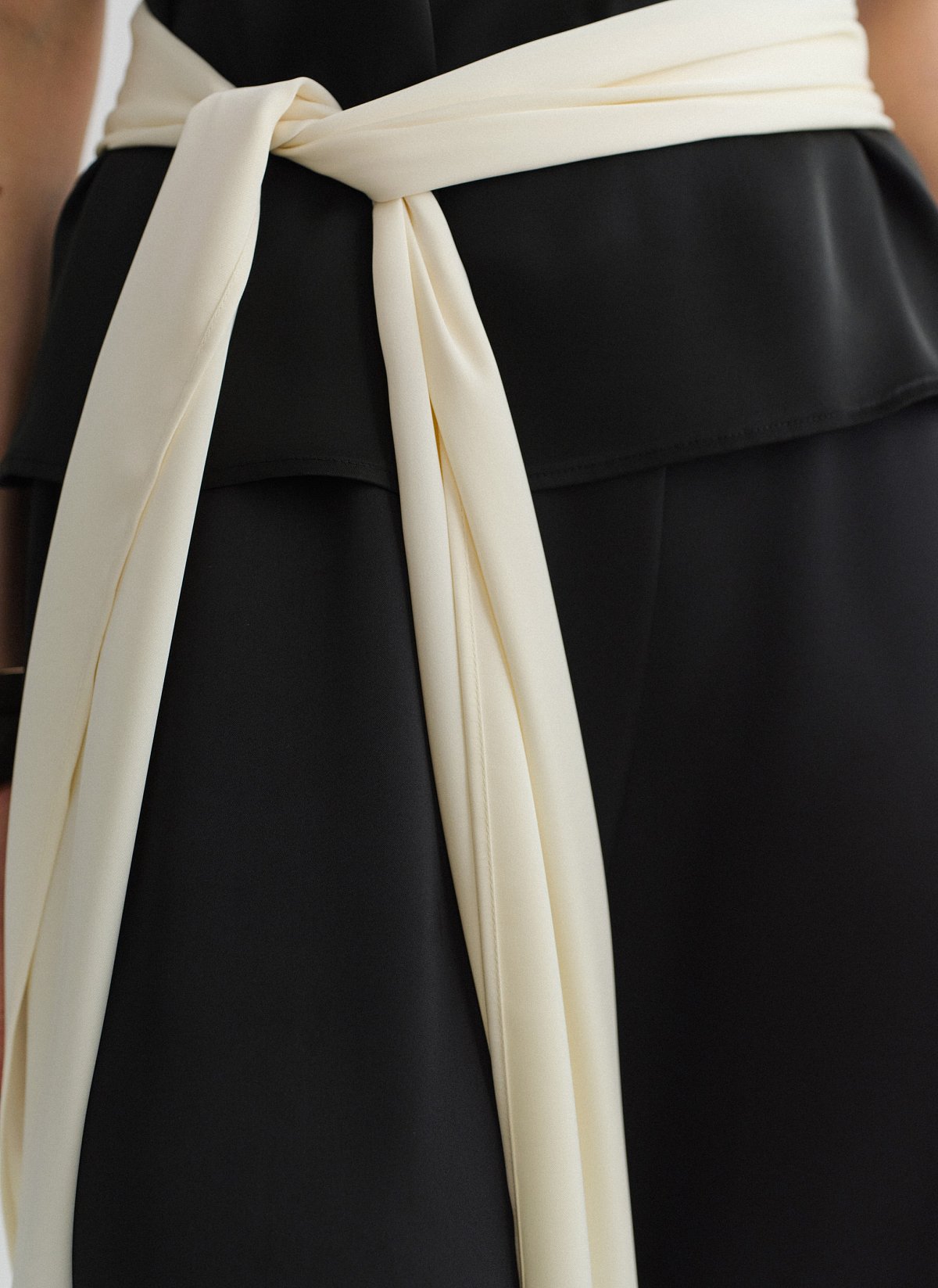 Σατέν φουλάρι με κρόσσια-9