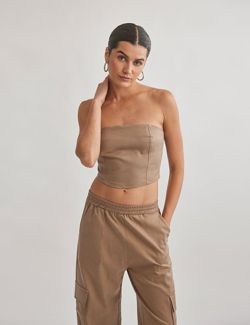 Product: Corset top with topstitching