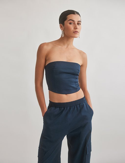 Product: Corset top with topstitching