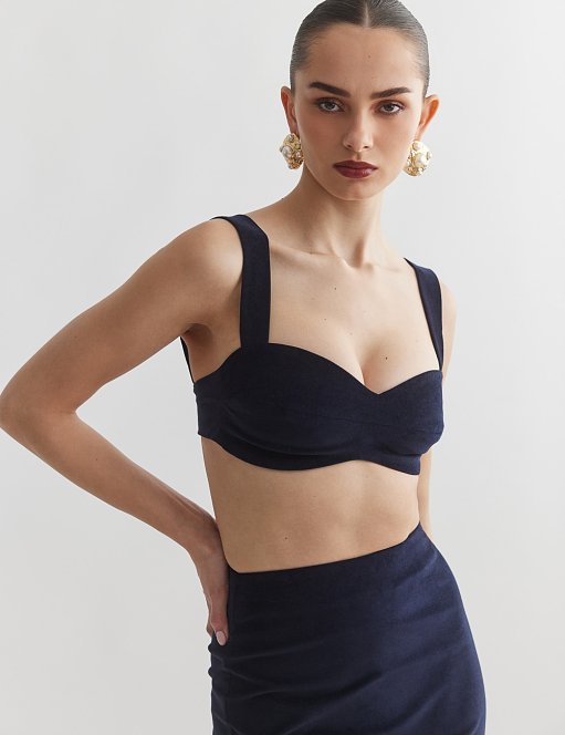 Γυναικείο βελούδινο crop τοπ με φαρδιές τιράντες