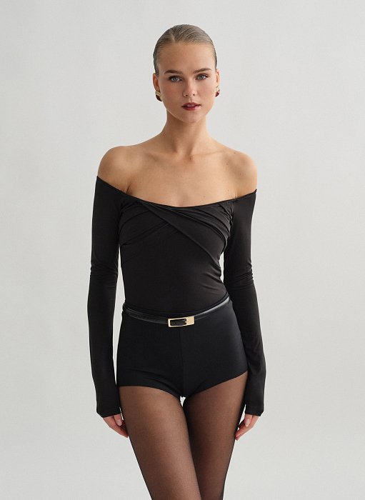 Προϊόν: Μακρυμάνικη μπλούζα με χιαστί ντεκολτέ