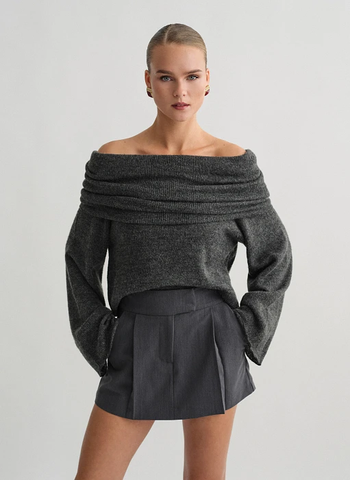 Γυναικεία υφασμάτινη παντελονόφουστα με πιέτες