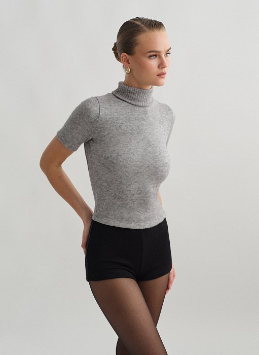 Προϊόν: Πλεκτή μπλούζα με άνοιγμα στην πλάτη