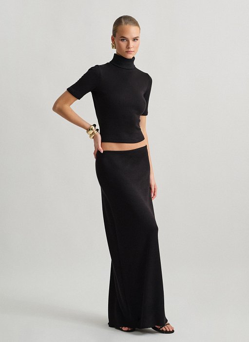 Γυναικεία πλεκτή μακριά φούστα με λάστιχο