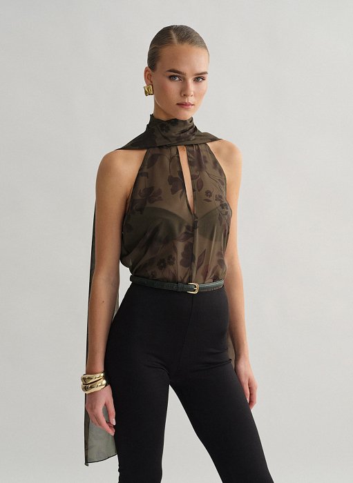 Γυναικεία αμάνικη ημιδιάφανη εμπριμέ halter μπλούζα με δέσιμο στο λαιμό