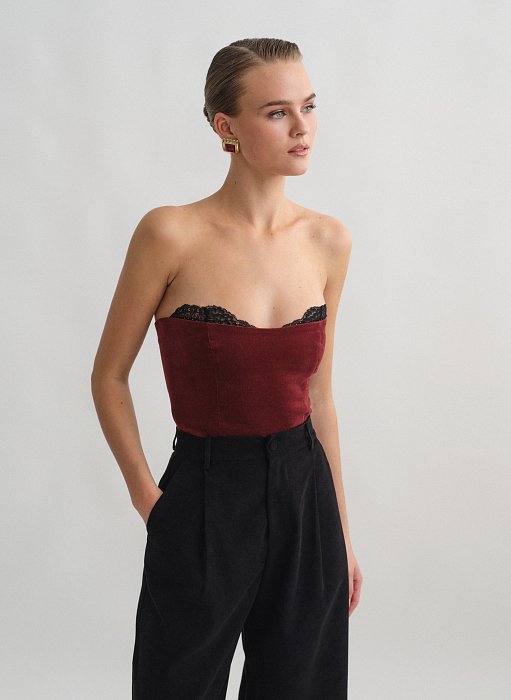 Προϊόν: Βελούδινο κορσέ τοπ με λεπτομέρεια δαντέλα