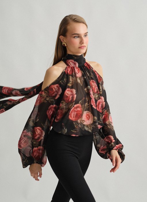 Γυναικεία μακρυμάνικη εμπριμέ cut-out μπλούζα με μανίκια