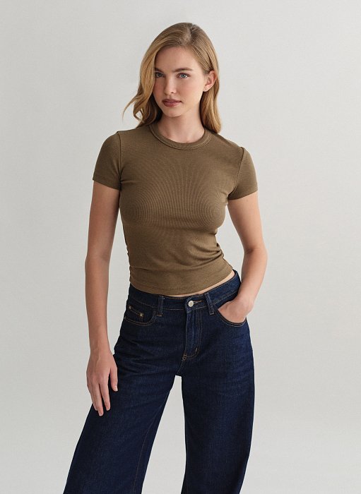 Γυναικεία κοντομάνικη μπλούζα ριπ