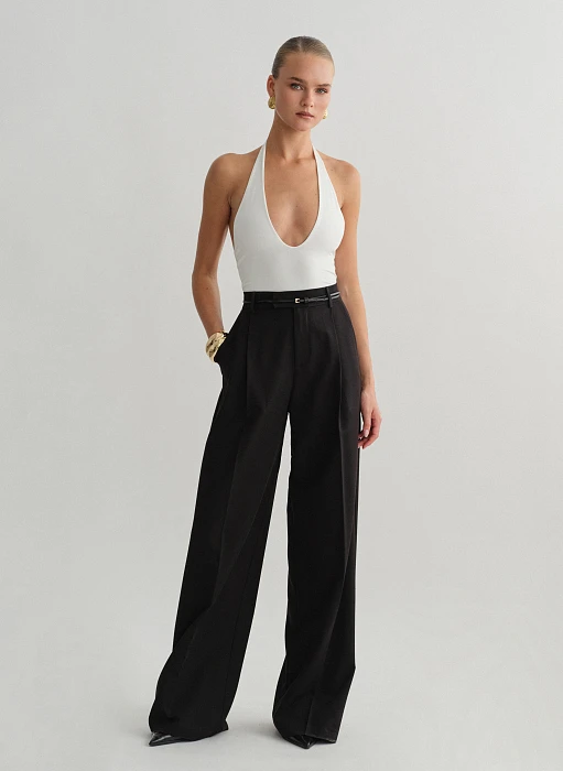 Γυναικείο υφασμάτινο παντελόνι με τσάκιση