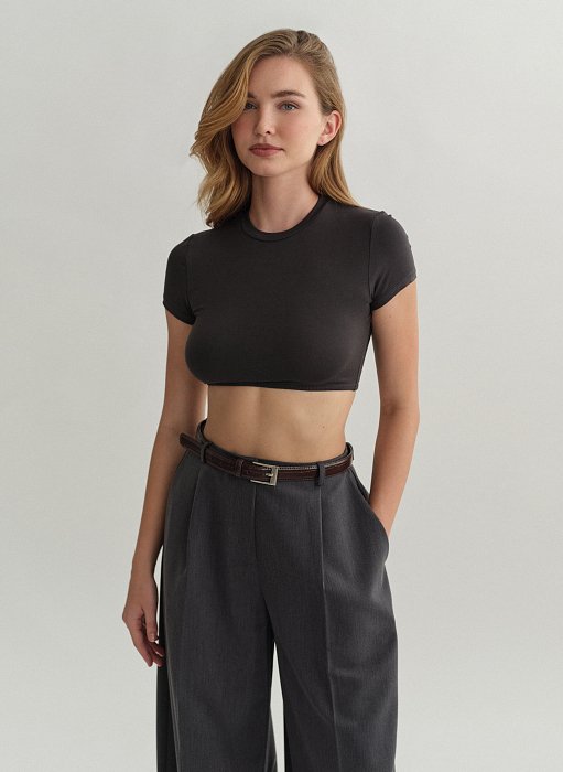 Γυναικείο κοντομάνικο crop τοπ με λάστιχο bamboo