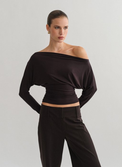 Product: Bamboo fitted off-shoulder blouse