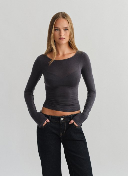 Product: Light-knit longsleeve blouse
