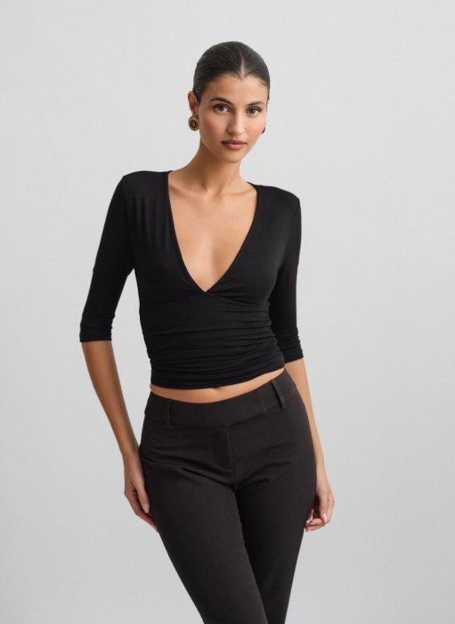 Product: Bamboo blouse with three-quarter sleeves