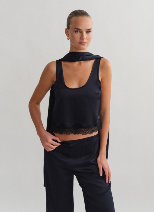 Product: Satin blouse with lace