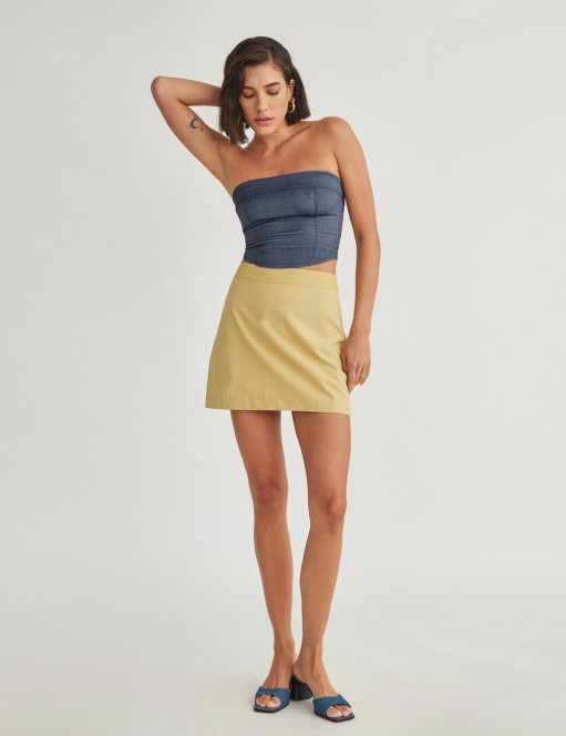 Product: Highwaisted mini skirt