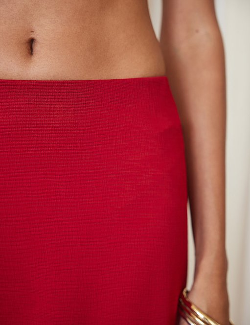 Προϊόν: Ανάγλυφο σετ φούστα midi και τοπ με σούρες