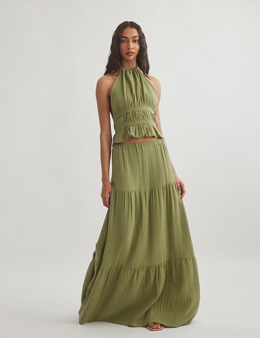 Γυναικεία μακριά φούστα με σούρες