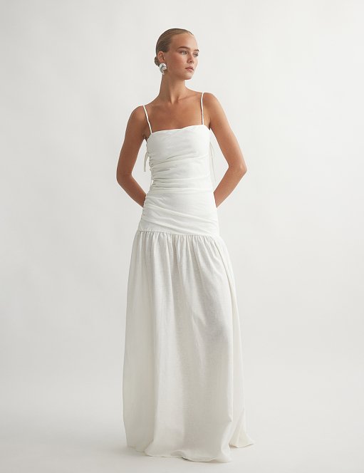 Γυναικείο λινό μακρύ φόρεμα με σούρες