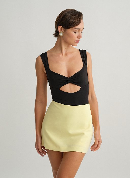 Γυναικείο κορμάκι cut-out με σούρες