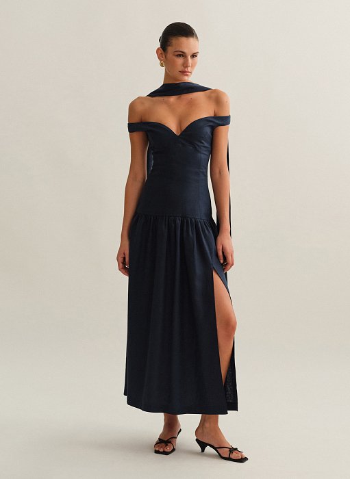 Product: Off-shoulder linen midi dress