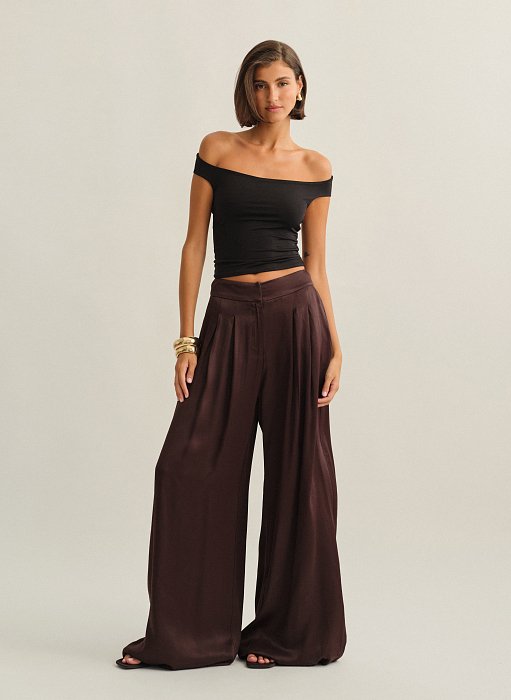 Γυναικείο ριχτό σατέν παντελόνι με πιέτες