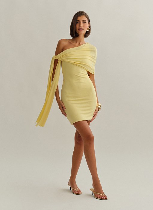 Γυναικείο one-shoulder μίνι φόρεμα με ελαφριά πλέξη