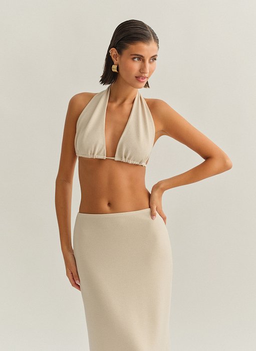 Γυναικείο halter crop τοπ με ελαφριά πλέξη