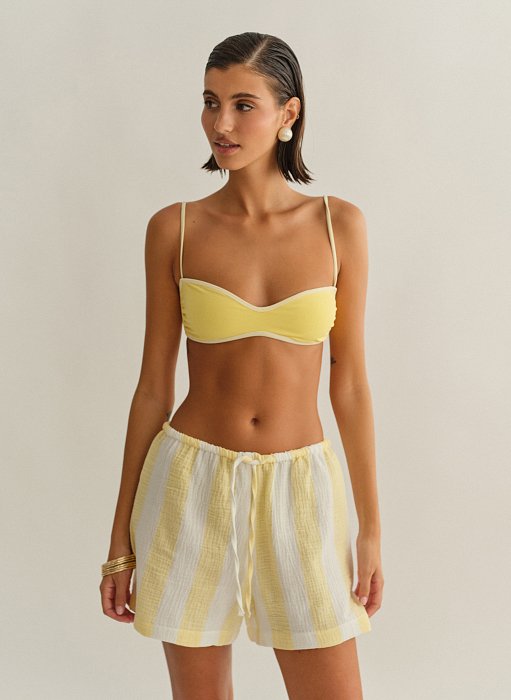 Γυναικείο βαμβακερό ριγέ κίτρινο σορτς με κορδόνι