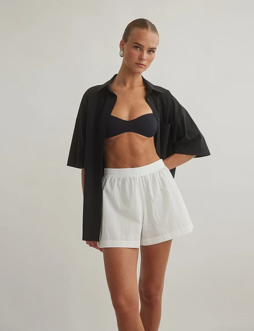 Γυναικείο σορτς ποπλίνα σε όψη τσαλακωμένου