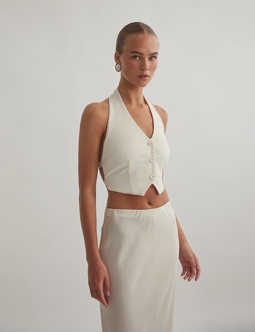 Γυναικείο γιλέκο με ανοιχτή πλάτη και δέσιμο