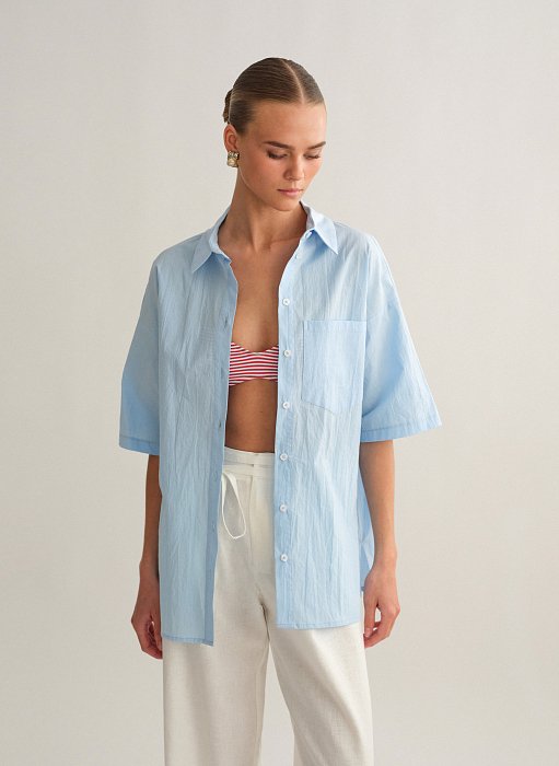 Γυναικείο oversized κοντομάνικο πουκάμισο σε όψη τσαλακωμένου