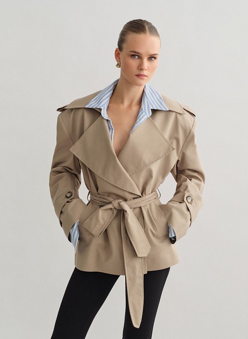 Product: Short trench coat with belt