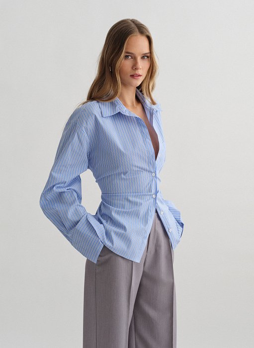 Γυναικείο μακρυμάνικο ριγέ πουκάμισο με χιαστί δέσιμο στην πλάτη και πλαϊνά σκισίματα