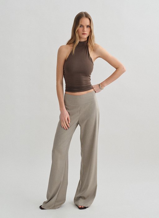 Γυναικείο υφασμάτινο mid-waist παντελόνι με φαρδύ ζωνάκι