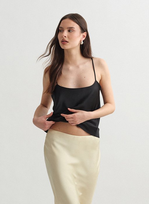 Προϊόν: Σατέν μπλούζα με λεπτές τιράντες