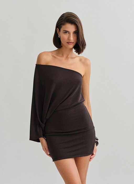 Προϊόν: One-shoulder μίνι φόρεμα με ελαφριά πλέξη
